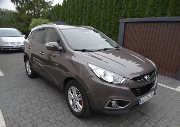 Hyundai ix35 cena 36900 przebieg: 205000, rok produkcji 2011 z Świebodzin małe 154